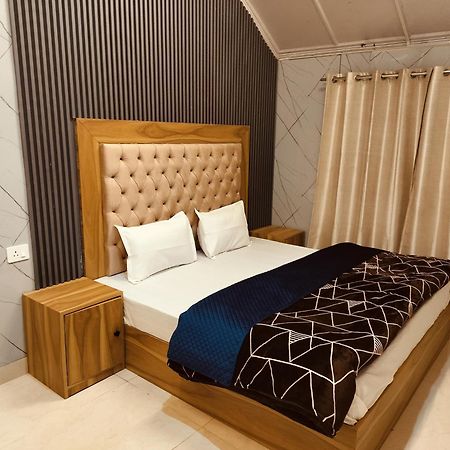 Madan Kunj B & B Mall Road Shimla Exterior foto